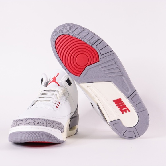 ♦️SOLD♦️NIKE AIR JORDAN 3 REIMAGINED - Picture 6 of 7